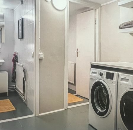 Stor lägenhet i hus uthyres långsiktigt. - Photo 4