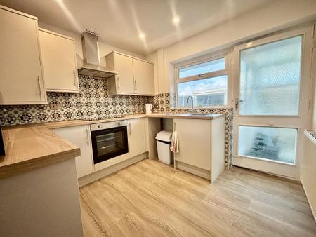 2 bedroom bungalow to rent - Photo 5