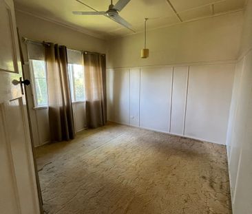 20 Sydney Street, Kepnock QLD 4670 - House For Rent - $550 | Domain - Photo 2