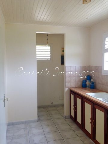 Location Maison 4 pièces 88m² LE FRANCOIS 97240 - Photo 3