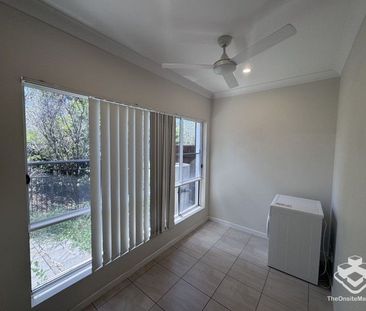 wo-Storey One-Bedroom Apartment for Rent in Springfield Lakes - Photo 3