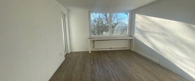 Mitten drin statt nur dabei: ansprechende 3-Zimmer-Wohnung - Foto 1