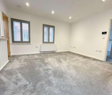 Weavers Close, Eastbourne, BN21 - Photo 1