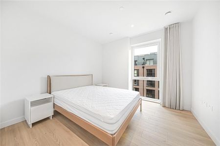 3 bedroom apartment to rent - Photo 4