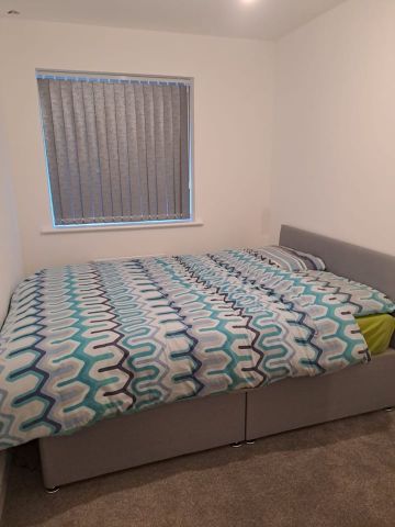 Room in a Shared House, Lynchets Road, LU2 - Photo 3