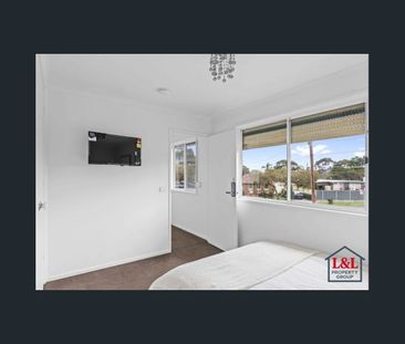 1 x Room For Rent! - All utilities are provided - Photo 4