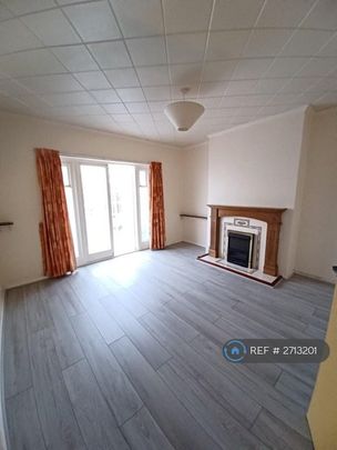 2 bedroom bungalow to rent - Photo 1