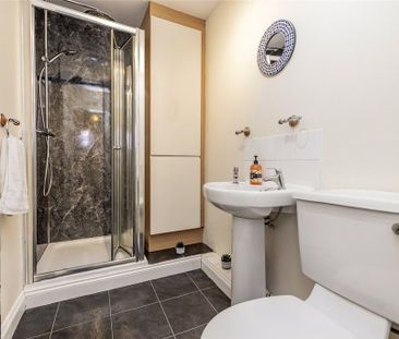 2 bedroom flat to rent - Photo 6