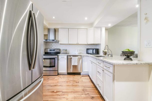 For Lease - 2407 Mainroyal Street Unit# Upper, Mississauga, Ontario - Photo 1