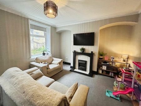 3 bedroom terraced house to rent - Photo 2