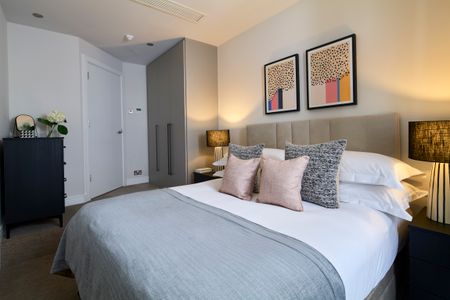 A luxurious two-bedroom apartment at Cheval Harrington Court, South Kensington, London SW7 - Photo 4