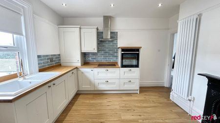 4 bedroom maisonette to rent - Photo 5