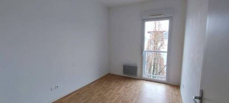 Appartement 3 pièces - - Photo 2