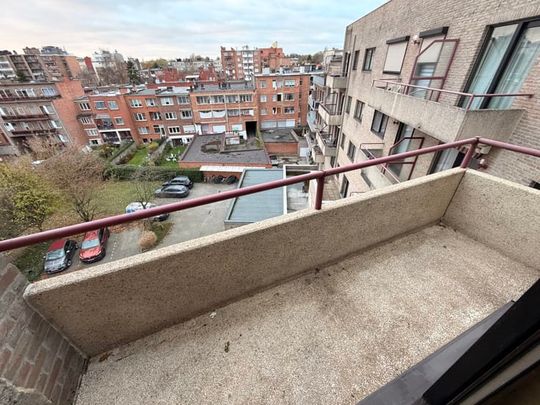 Appartement te huur - Photo 1