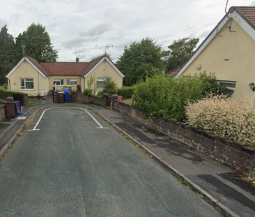 Manor Close, Uttoxeter, Staffordshire, ST14 7JW - Photo 1