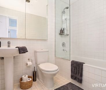 High Ceilings, Leafy Views & Resort-Style Facilities - Photo 5