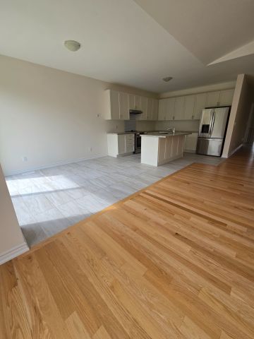 For Lease - 40 Rosanne Circle, Wasaga Beach, Ontario - Photo 3