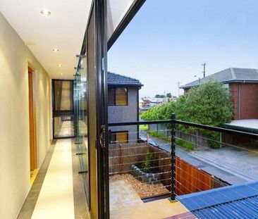 2/7 Fyans Street, Geelong - Photo 3