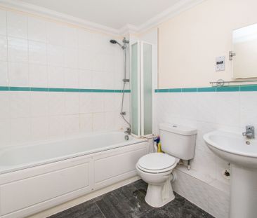 2 bedroom apartment to rent Great Eastern Court, Lower Clarence Roa... - Photo 5