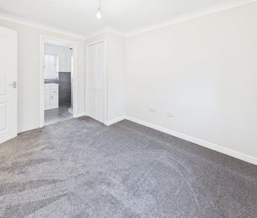 3 bedroom detached house to rent - Photo 4