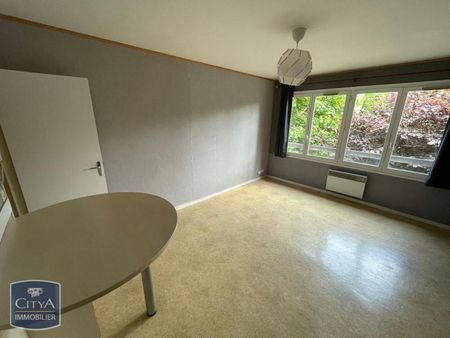 Location Appartement 1 pièce 26m² LILLE 59000 - Photo 3