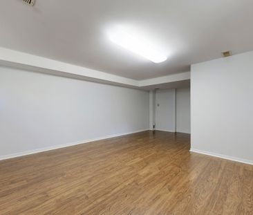 For Lease - 252 Elgin Mills Road Unit# Unit B, Richmond Hill, Ontario - Photo 6