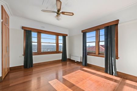 Fabulous on Forest - Photo 2