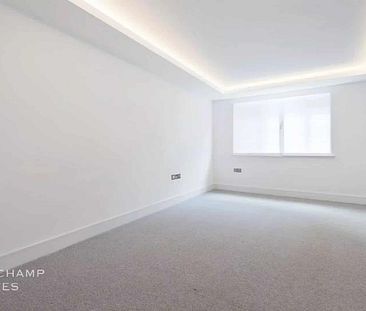 A newly refurbished apartment in the heart of Marylebone - Photo 1