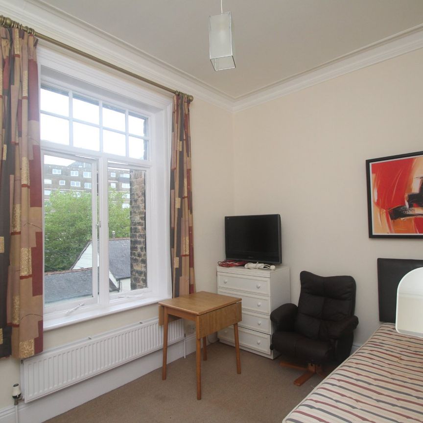 1 bedroom apartment to rent - Photo 1