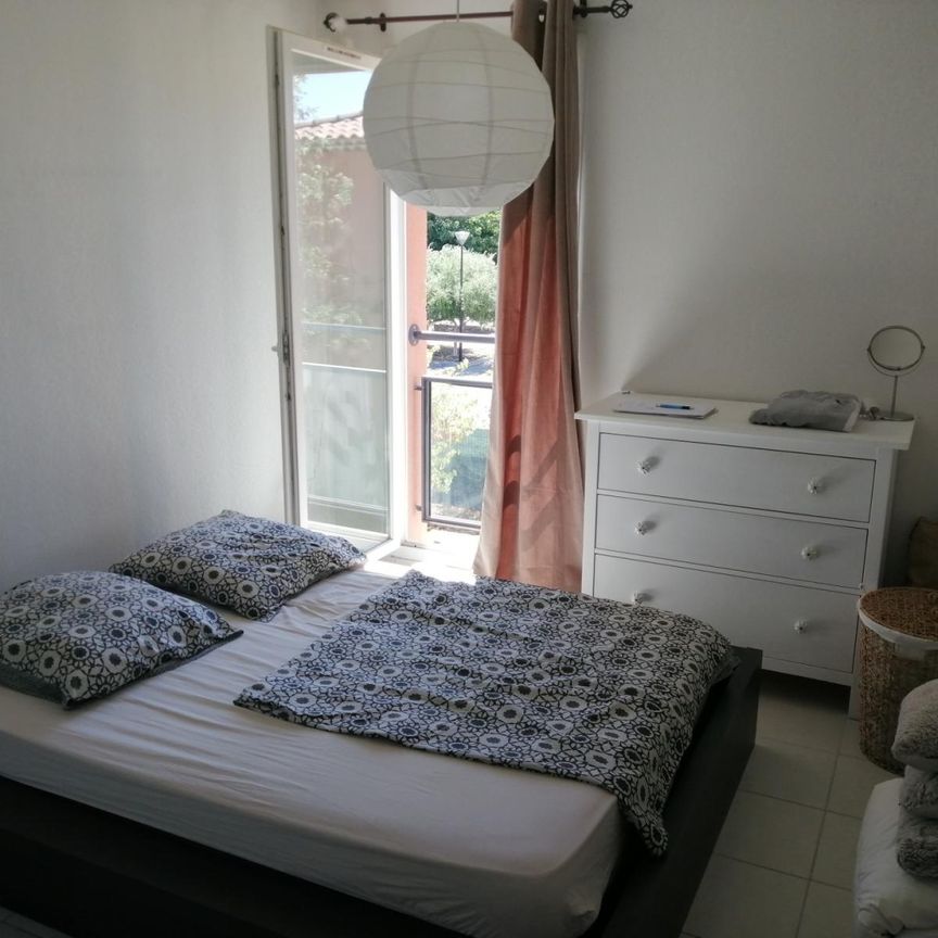 « MONTFAVET - APPARTEMENT T2 43.97M² AVEC TERRASSE ET PARKING » - Photo 1