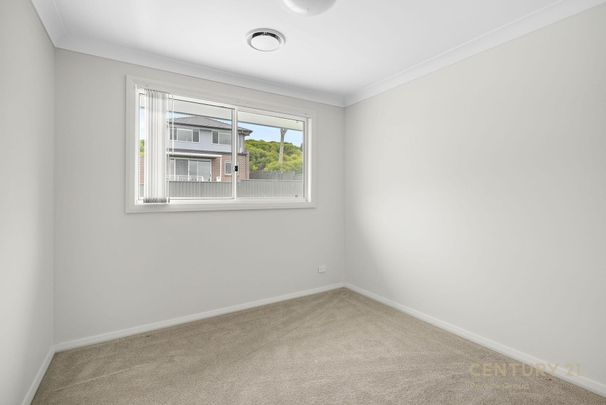 Great Location &vert; Pergola &vert; Ready to Move in - Photo 1