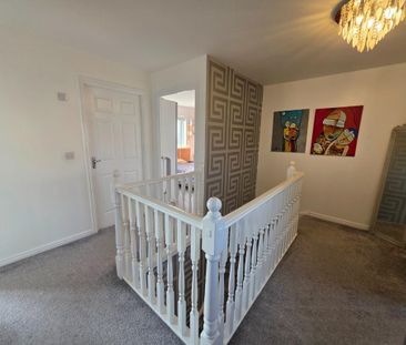 4 bedroom detached house to rent - Photo 4