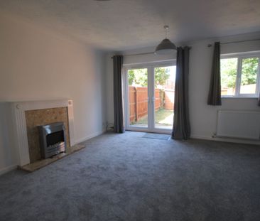 246 Gorse Cover Road, Bristol, BS35 4NT - Photo 3