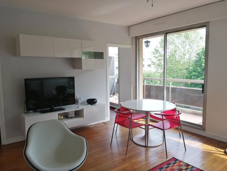 Location Appartement 1 pièce 37m² LYON 5ème - Photo 3