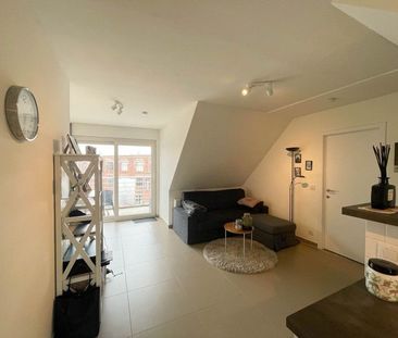 Instapklaar 1-slaapkamerappartement in het hartje van Roeselare! - Photo 4