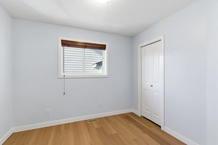 84 Panora Close NW - Photo 4