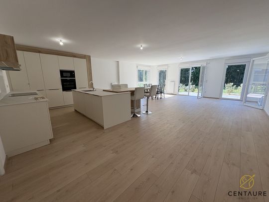 Location Appartement 4 pièces 151m² MARCQ EN BAROEUL 59700 - Photo 1