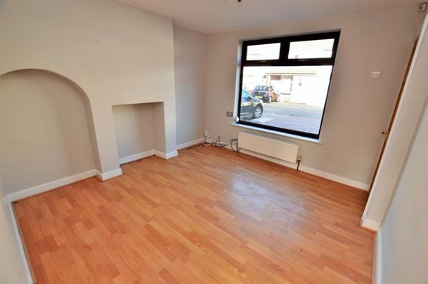 2 bedroom House To Let - Photo 1
