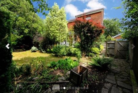 2 Bed Flat, Park Hill, W5 - Photo 4
