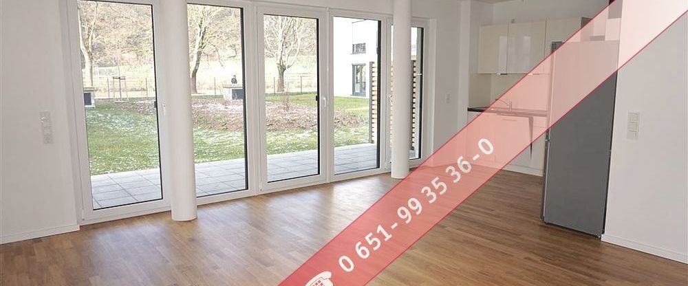 Moderne Erdgeschosswohnung mit Einbauküche und Terrasse! Mit direktem Blick auf die Mosel - Foto 1