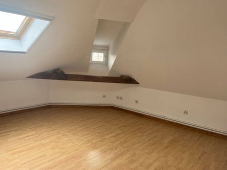 Location appartement 2 pièces 78 m² à Elbeuf (76500) - Photo 2