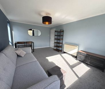 Price £1,300 pcm - Available Now - Furnished - Photo 1