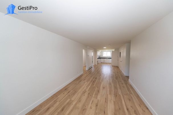 2375-2475 d’Alger / 2453 Père-Lelièvre - Photo 1