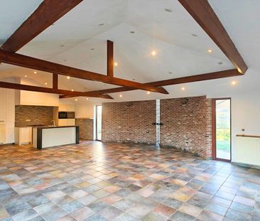 Rustig gelegen gelijkvloersappartement met terras en tuin te huur i... - Photo 1