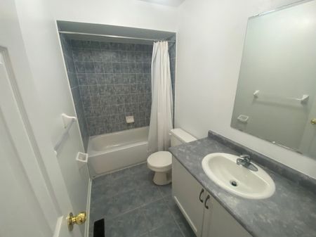 For Lease - 70 Charcoal Way, Brampton, Ontario - Photo 2