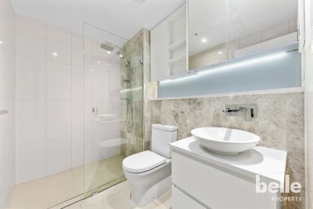 Elevated Waterview & Cityscape Panorama | Massive Internal & Floorboarded Sunroom - Photo 3