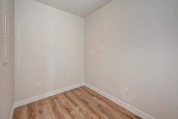 For Lease - 60 Frederick Street Unit# 813, Kitchener, Ontario - Photo 1