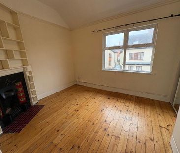 110 Downshire Road, Holywood, BT18 9LY - Photo 4
