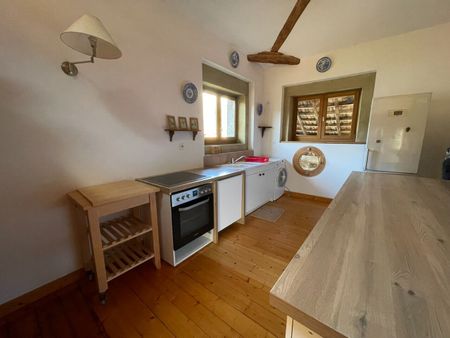 Location Appartement 3 pièces 80m² HAUTERIVES 26390 - Photo 3