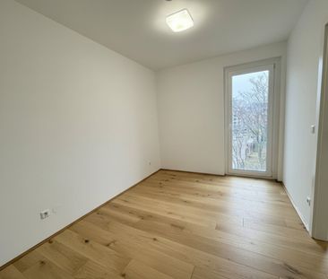 Schöne 2 Zimmer Wohnung I Balkon I unmittelbar U3 I ab 01.08. - Photo 2